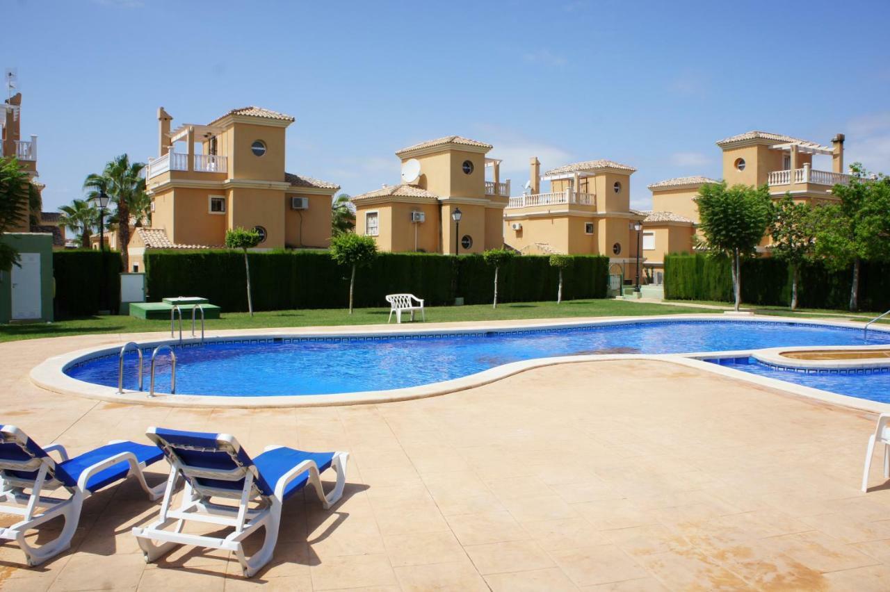 Villa Las Tres Perlas Algorfa Exteriér fotografie